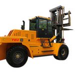 Autoelevador TEU FD200T